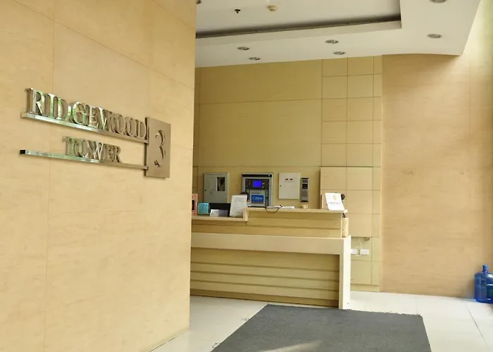 Nrm Ridgewood Towers Aparthotel Manila